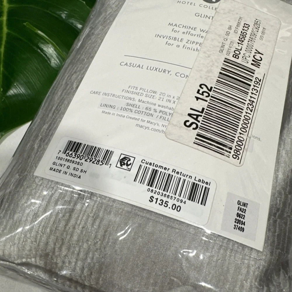 NIB $135 [ 1 Standard ] Quilted Pillow Sham for Hotel Collection Glint Grey‎